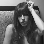 Lou Doillon - List pictures