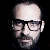 Lucas Santtana - List pictures