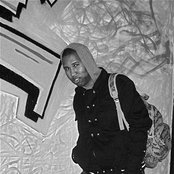 Claude Kelly - List pictures