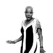 Angelique Kidjo - List pictures