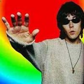 Ian Brown - List pictures