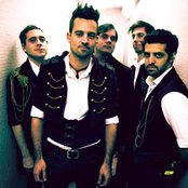 Tan Biónica - List pictures