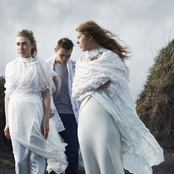 Samaris - List pictures