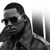 R. Kelly - List pictures