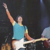 Ronnie Wood - List pictures