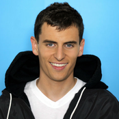 Mike Tompkins - List pictures