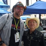 Charlie Louvin - List pictures