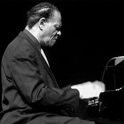 Mccoy Tyner - List pictures