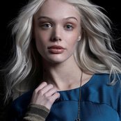 Krystal Meyers - List pictures