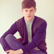 Iwan Rheon - List pictures