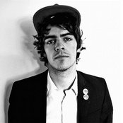 Ryan Hemsworth - List pictures
