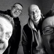 Slapshot - List pictures