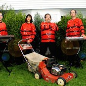 Aviador Dro - List pictures