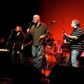 Dan May - List pictures