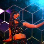 Elizabeth Rose - List pictures