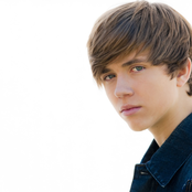 Ian Thomas - List pictures