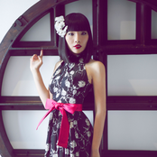 Dami Im - List pictures
