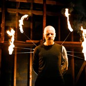 Ben Moody - List pictures