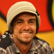 Armandinho - List pictures