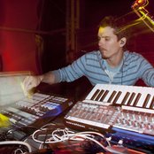 Eskmo - List pictures