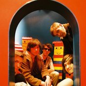 Dutch Uncles - List pictures