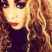 Stephanie Fox - List pictures