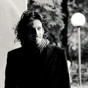 Oren Lavie - List pictures