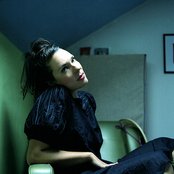 Laetitia Sadier - List pictures