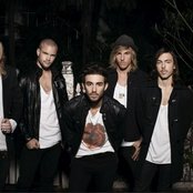 Amy Meredith - List pictures