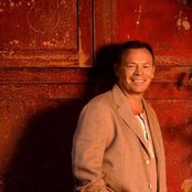Ali Campbell - List pictures