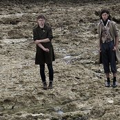 Esben And The Witch - List pictures