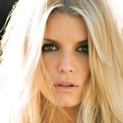 Jessica Simpson - List pictures