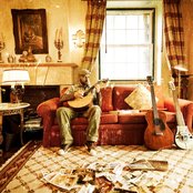 Frankie Chavez - List pictures