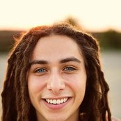 Jason Castro - List pictures