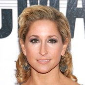 Heidi Newfield - List pictures