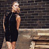 Delilah - List pictures