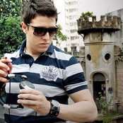 Tommy Love - List pictures