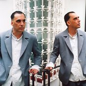 Arnaldo Antunes - List pictures
