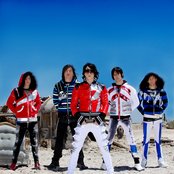 Family Force 5 - List pictures