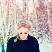 Agnes Obel - List pictures