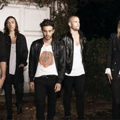 Amy Meredith - List pictures