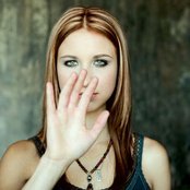 Christine Evans - List pictures