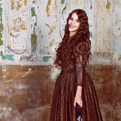 Marina Kaye - List pictures