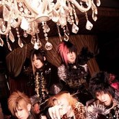 Dolly - List pictures