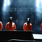 Rage Against The Machine - List pictures