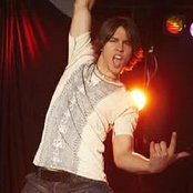 Dean Geyer - List pictures