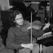 Angizia - List pictures