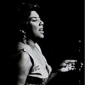 Etta Jones - List pictures