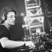 Axwell - List pictures