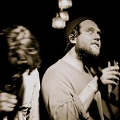 Small Feet - List pictures